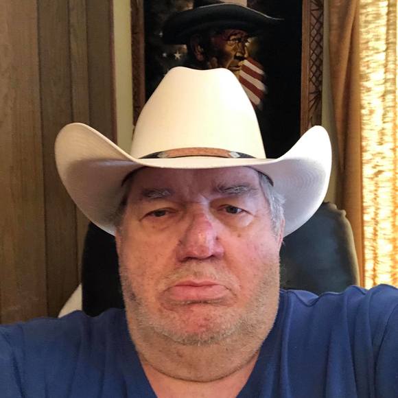 Meet your Posher, Peter - Picture 1 of 1